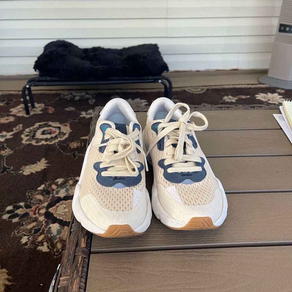 Women’s Beige and Blue Sneakers
